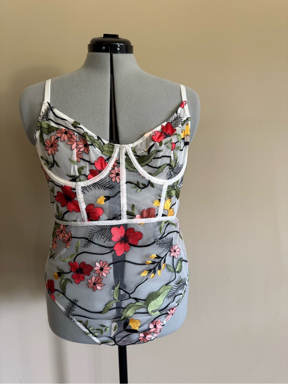 Anthropologie Lyrebird lace Floral Embroidered Mesh Bodysuit - 12/14